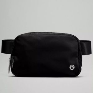NWT Lululemon Black Everywhere Belt Bag